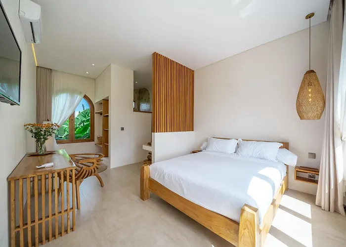 Villa Ixora - Exquisite 3br In Berawa,canggu Canggu