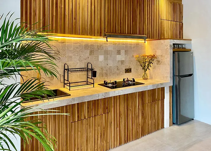 Ixora - Exquisite 3br In Berawa,canggu Canggu