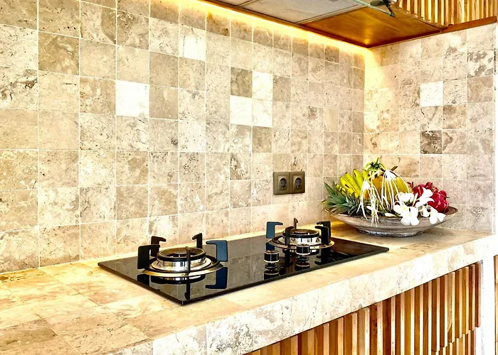 Villa Ixora - Exquisite 3br In Berawa,canggu *