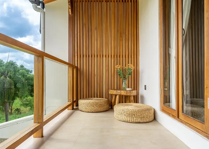 Villa Ixora - Exquisite 3br In Berawa,canggu