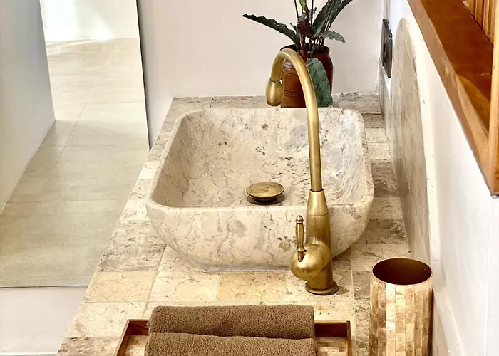 Ixora - Exquisite 3br In Berawa,canggu * Canggu